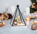 Triangle Hurricane Glass Holder with Light Up Festive Gonk Scene Battery Operated - Image 6